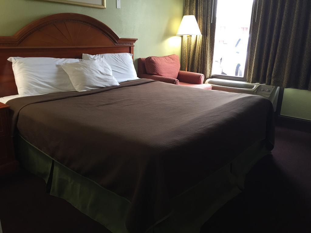 Americas Best Value Inn-Nashville/Airport South Exterior foto
